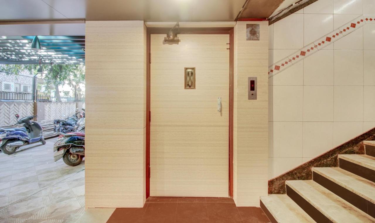 מלון מומביי Treebo Cruz Royale Santacruz West מראה חיצוני תמונה