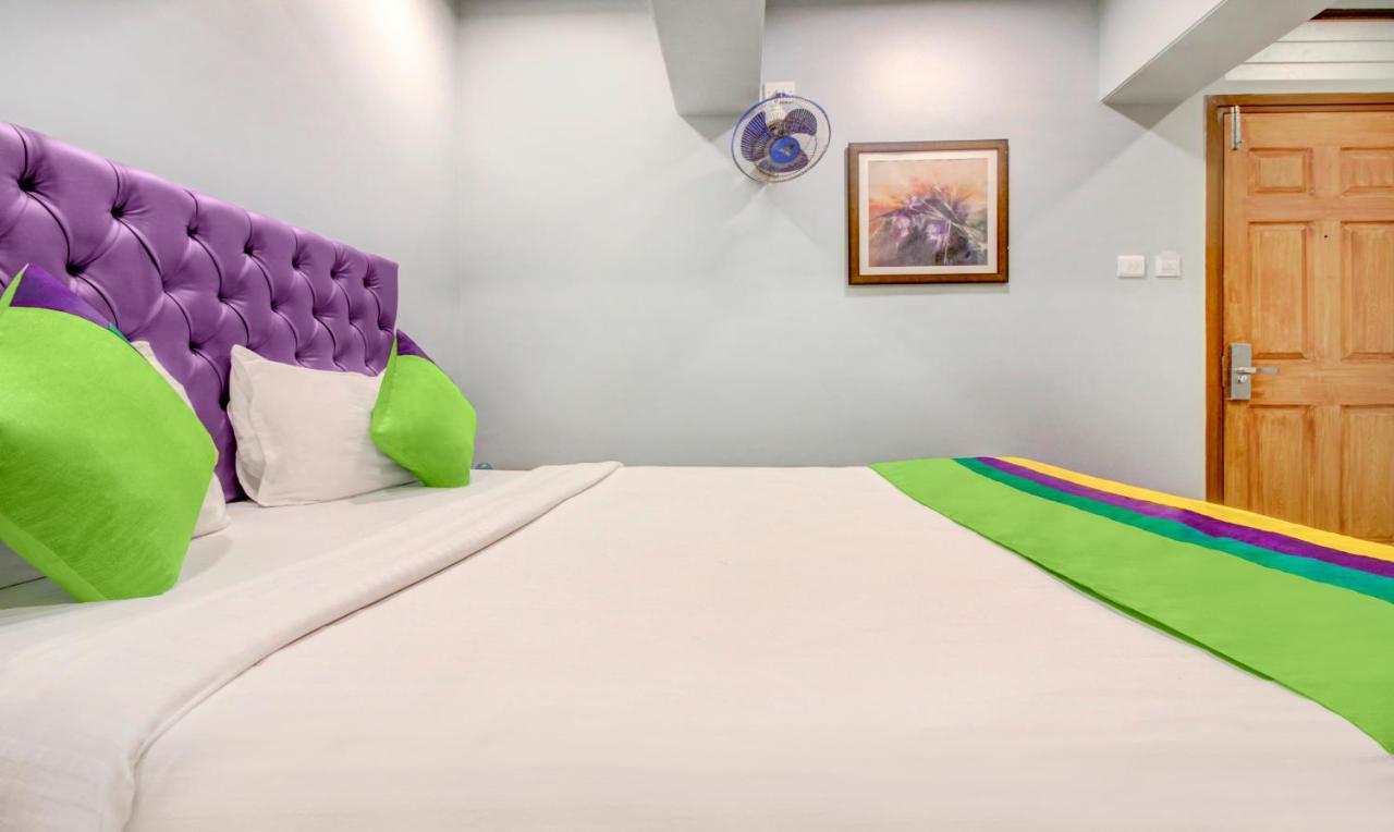 מלון מומביי Treebo Cruz Royale Santacruz West מראה חיצוני תמונה